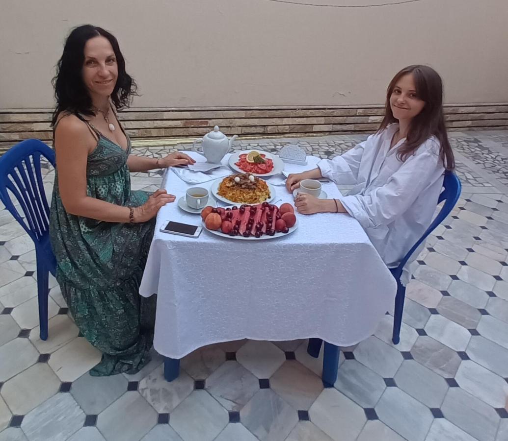 Uzbegim Family guest house Buchara Exterior foto
